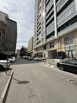 Kirayə verilir obyekt 95 m²