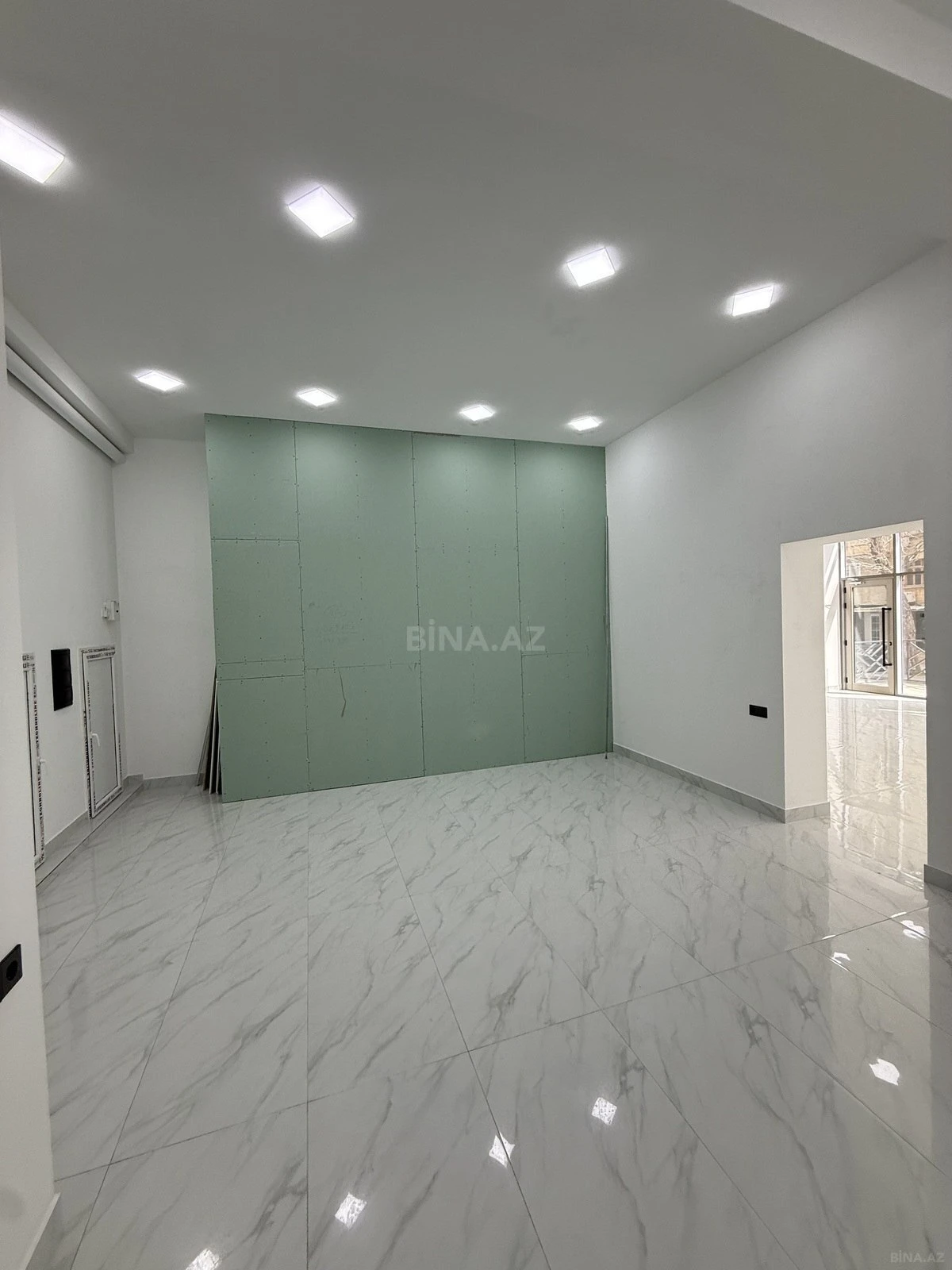 Kirayə verilir obyekt 95 m²