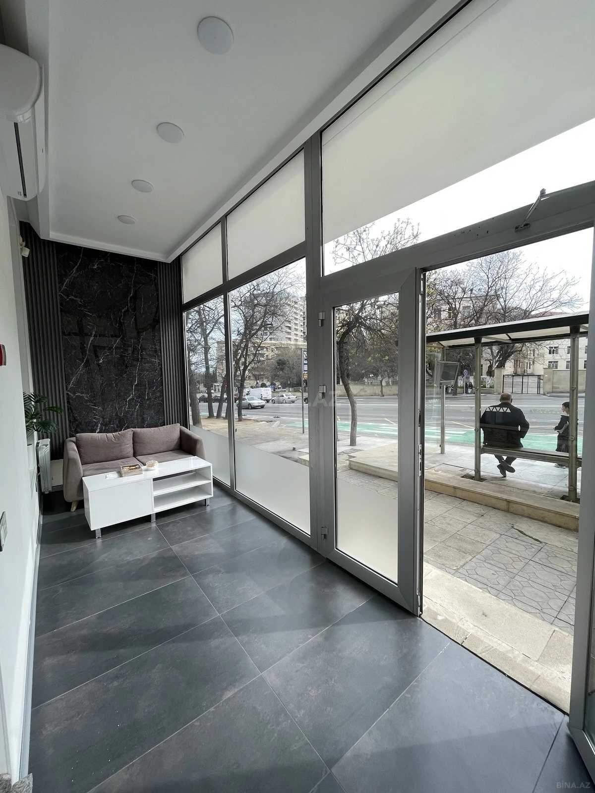 Kirayə verilir obyekt 100 m²