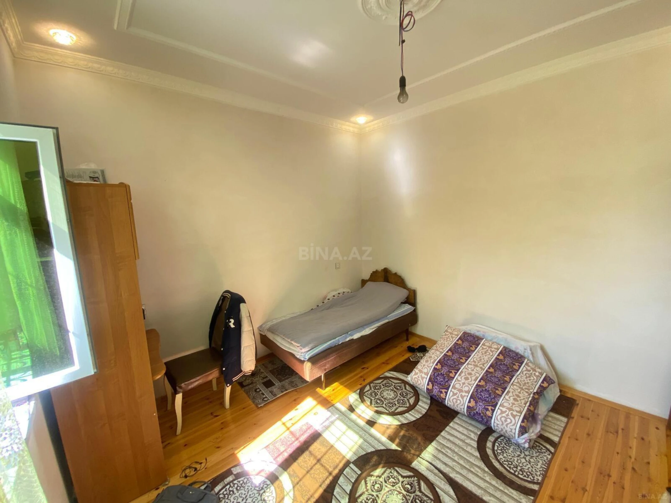 Satılır 6 otaqlı həyət evi 220 m²