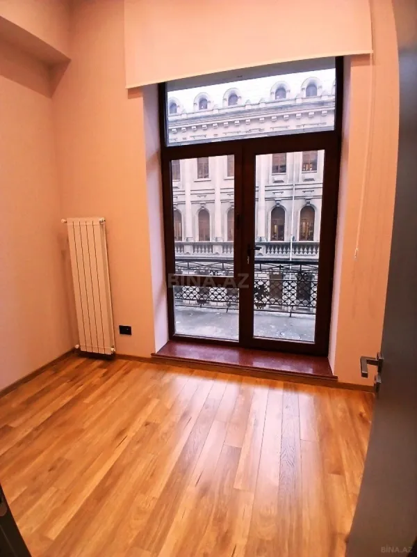 Kirayə verilir 3 otaqlı ofis 75 m²