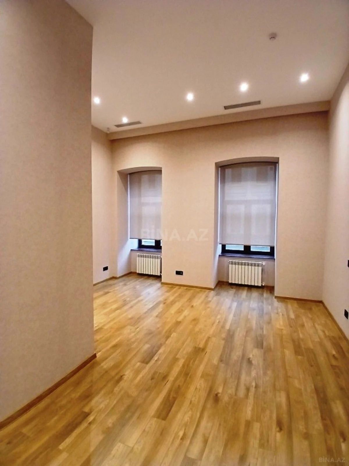 Kirayə verilir 3 otaqlı ofis 75 m²