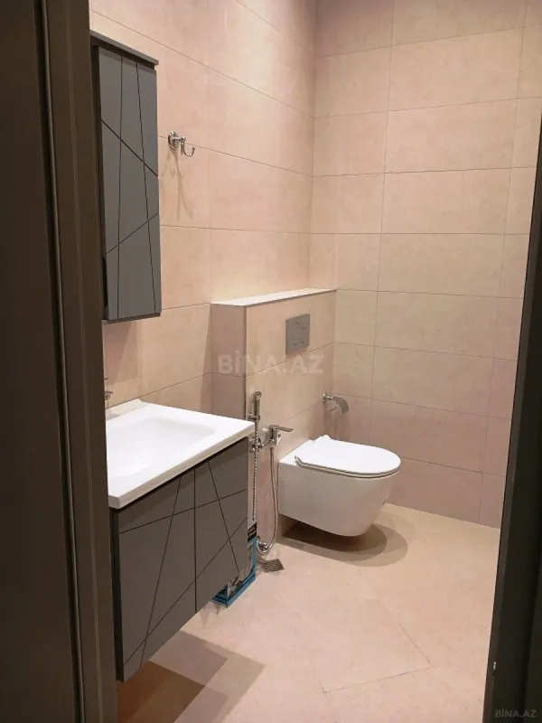 Kirayə verilir 3 otaqlı ofis 75 m²