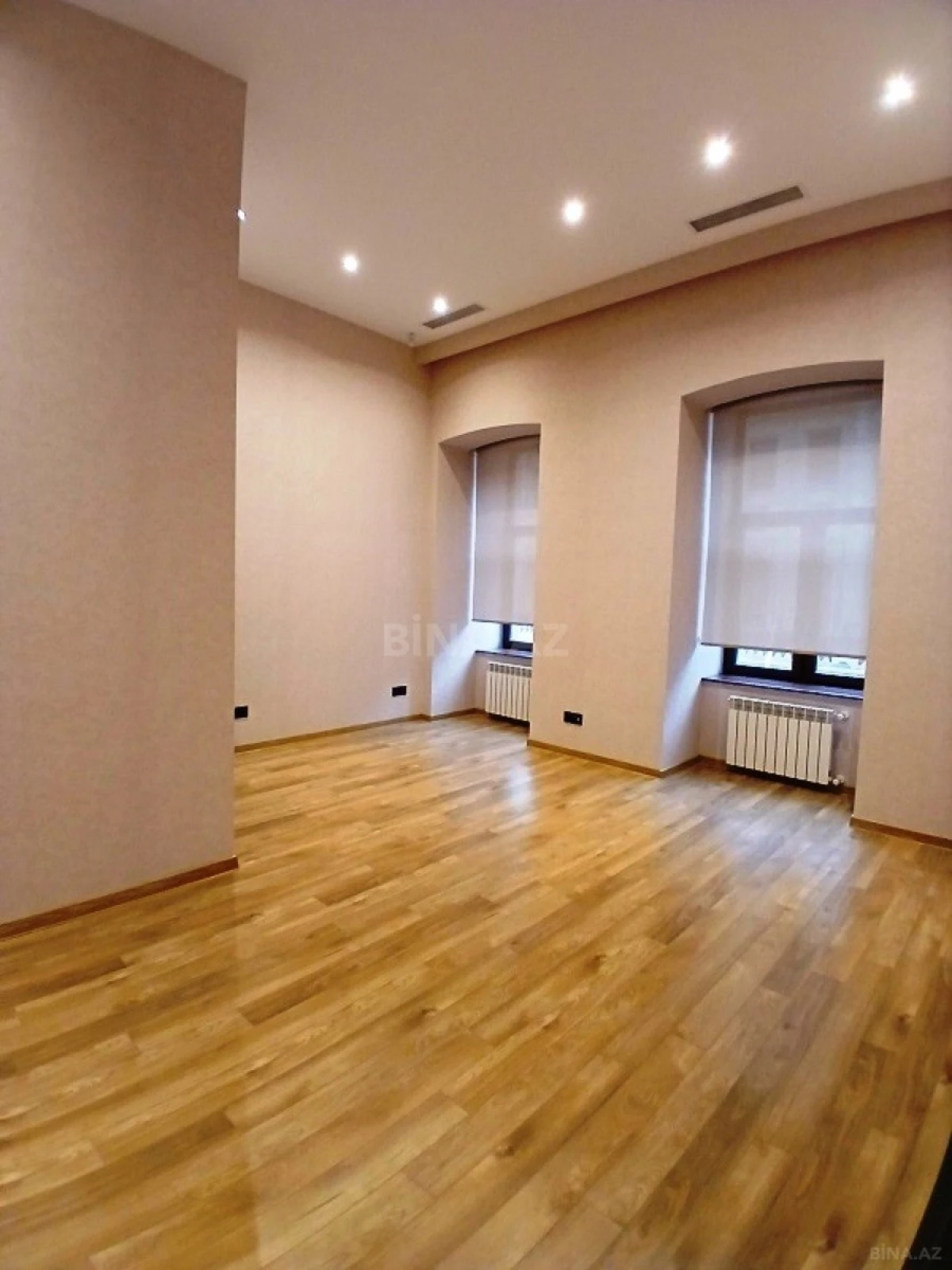 Kirayə verilir 3 otaqlı ofis 75 m²