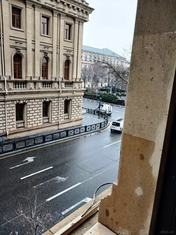 Kirayə verilir 3 otaqlı ofis 75 m²