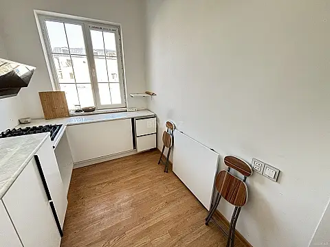 Satılır 6 otaqlı həyət evi 120 m²