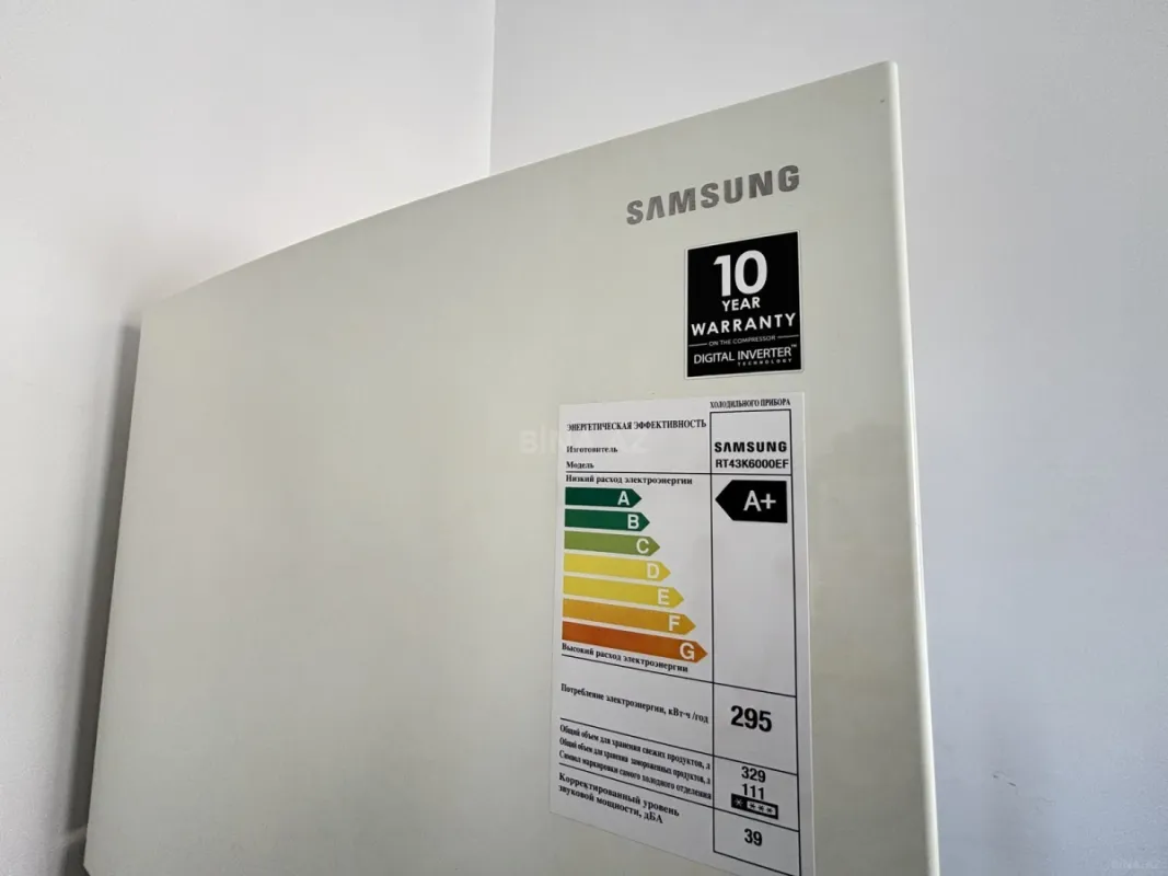 Satılır 6 otaqlı həyət evi 120 m²