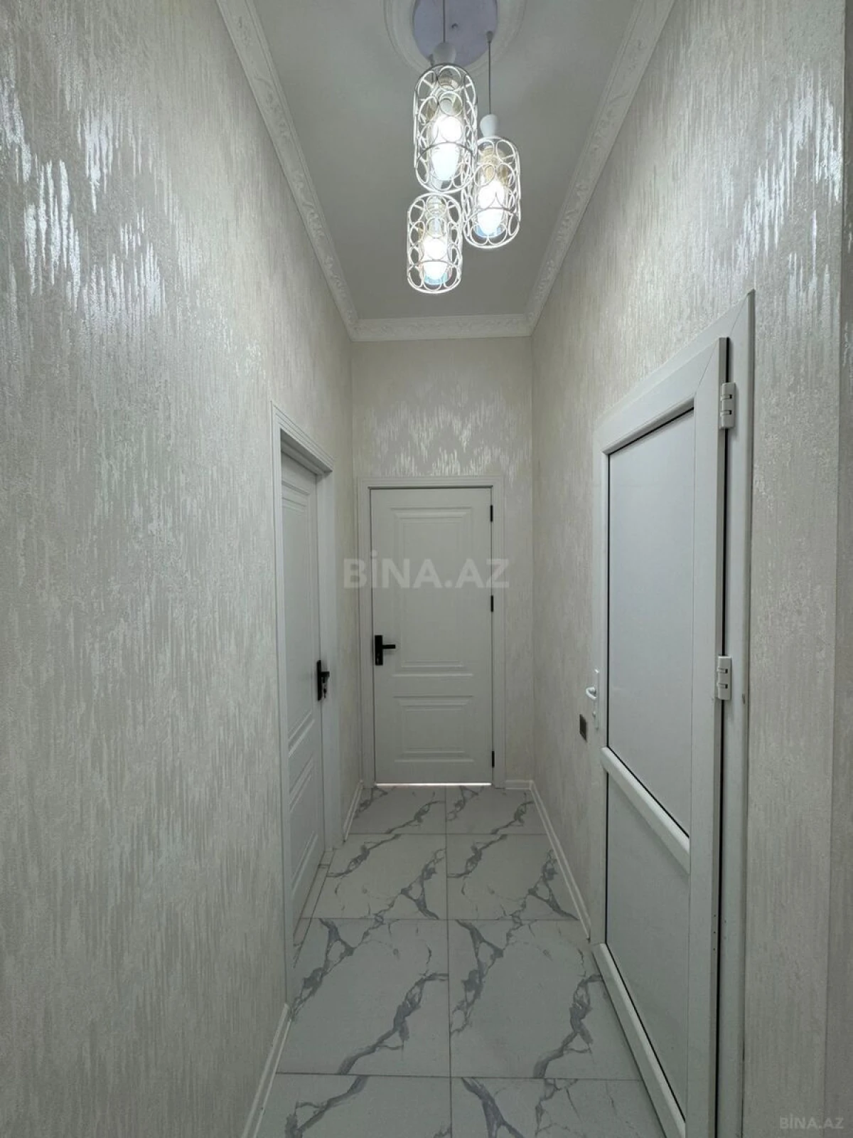 Satılır 2 otaqlı mənzil 47 m²