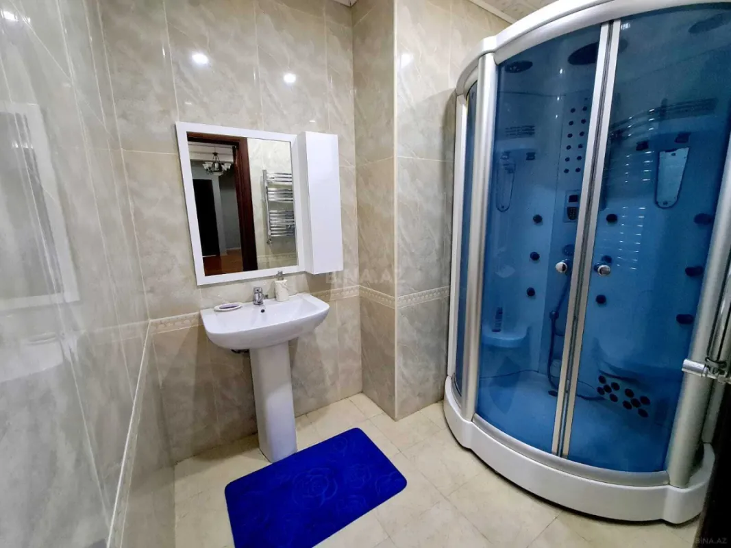 Kirayə verilir 2 otaqlı mənzil 100 m²