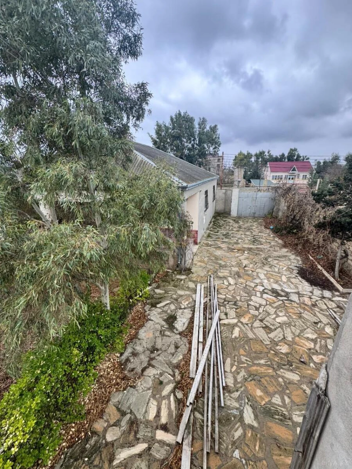 Satılır 5 otaqlı həyət evi 120 m²