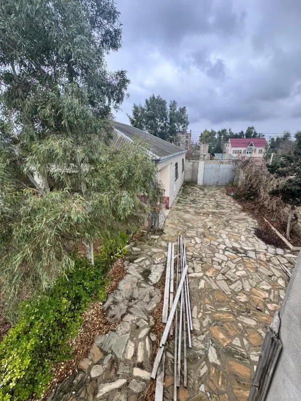 Satılır 5 otaqlı həyət evi 120 m²