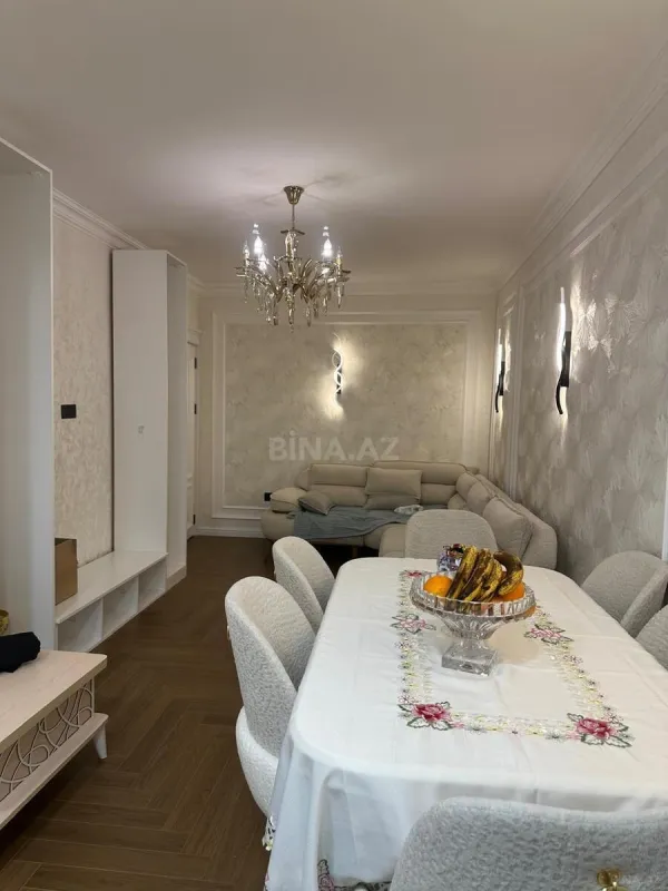 Satılır 4 otaqlı mənzil 100 m²