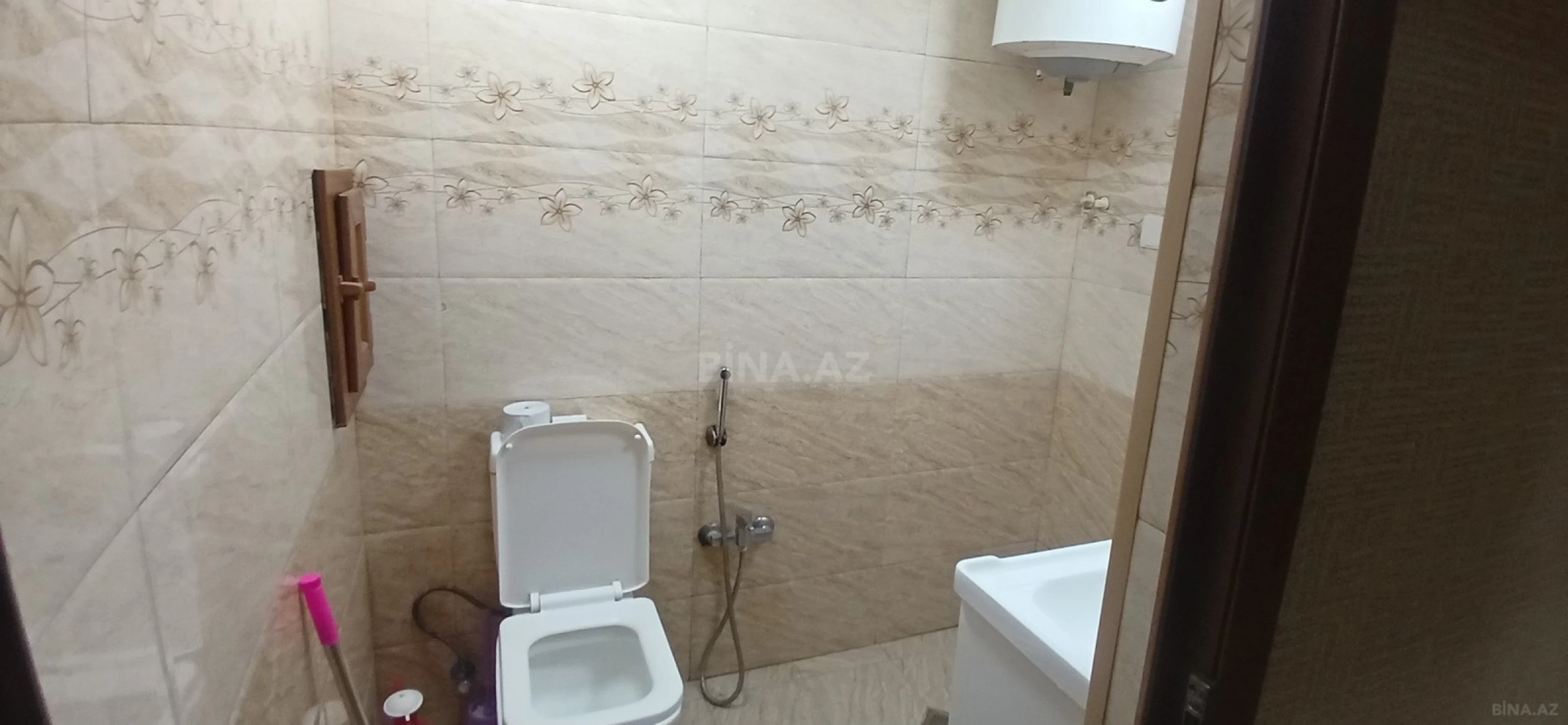 Satılır 2 otaqlı mənzil 60.7 m²