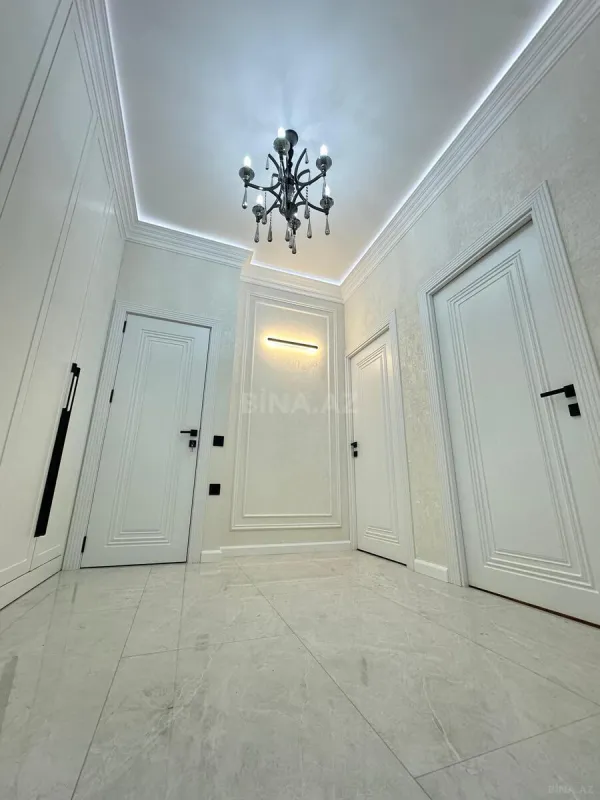 Satılır 2 otaqlı mənzil 67 m²