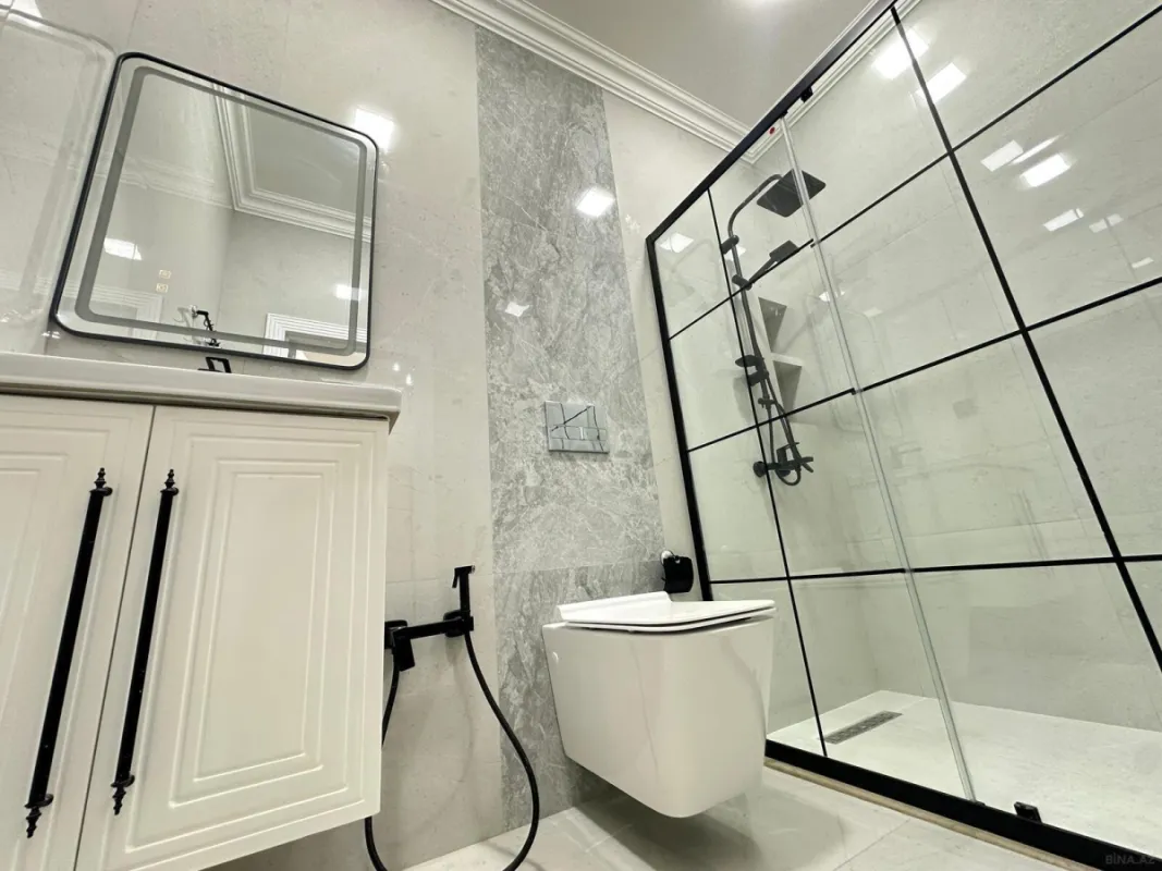 Satılır 2 otaqlı mənzil 67 m²