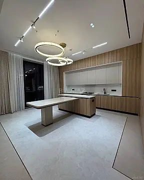 Kirayə verilir 5 otaqlı həyət evi 400 m²