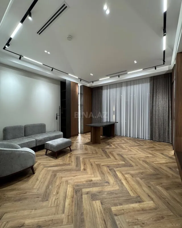 Kirayə verilir 5 otaqlı həyət evi 400 m²