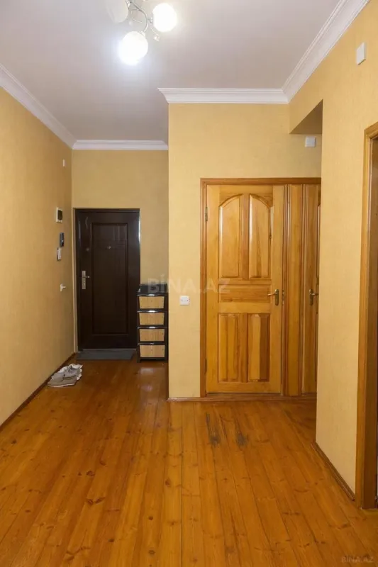 Satılır 2 otaqlı mənzil 73 m²