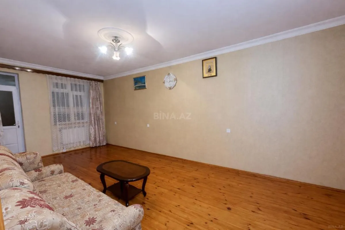 Satılır 2 otaqlı mənzil 73 m²