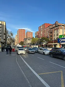 Satılır 2 otaqlı mənzil 70 m²