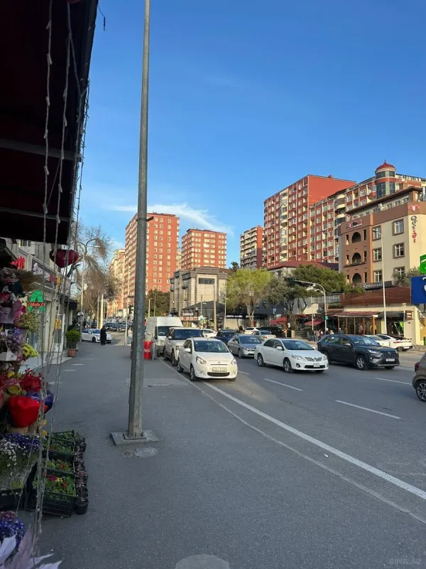 Satılır 2 otaqlı mənzil 70 m²