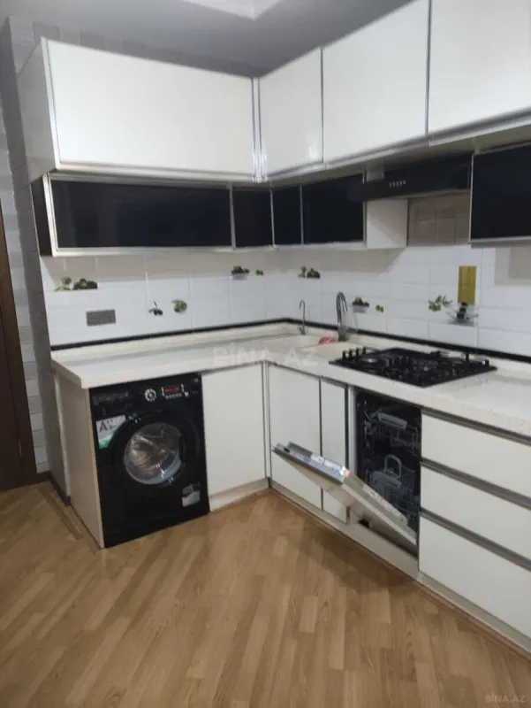 Kirayə verilir 3 otaqlı mənzil 87 m²