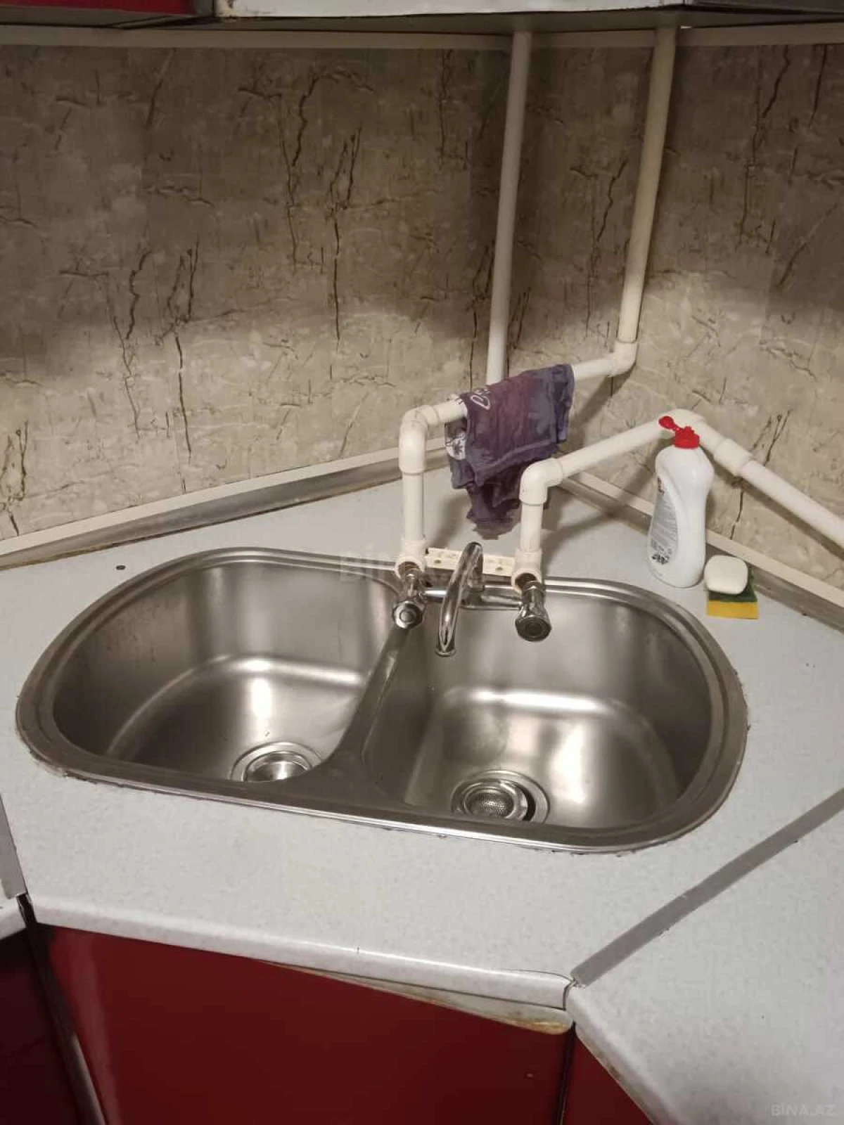 Kirayə verilir 2 otaqlı həyət evi 52 m²