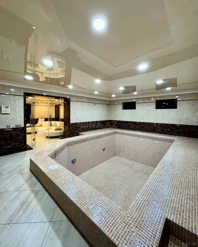 Kirayə verilir 6 otaqlı həyət evi 500 m²