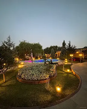 Kirayə verilir 6 otaqlı həyət evi 500 m²