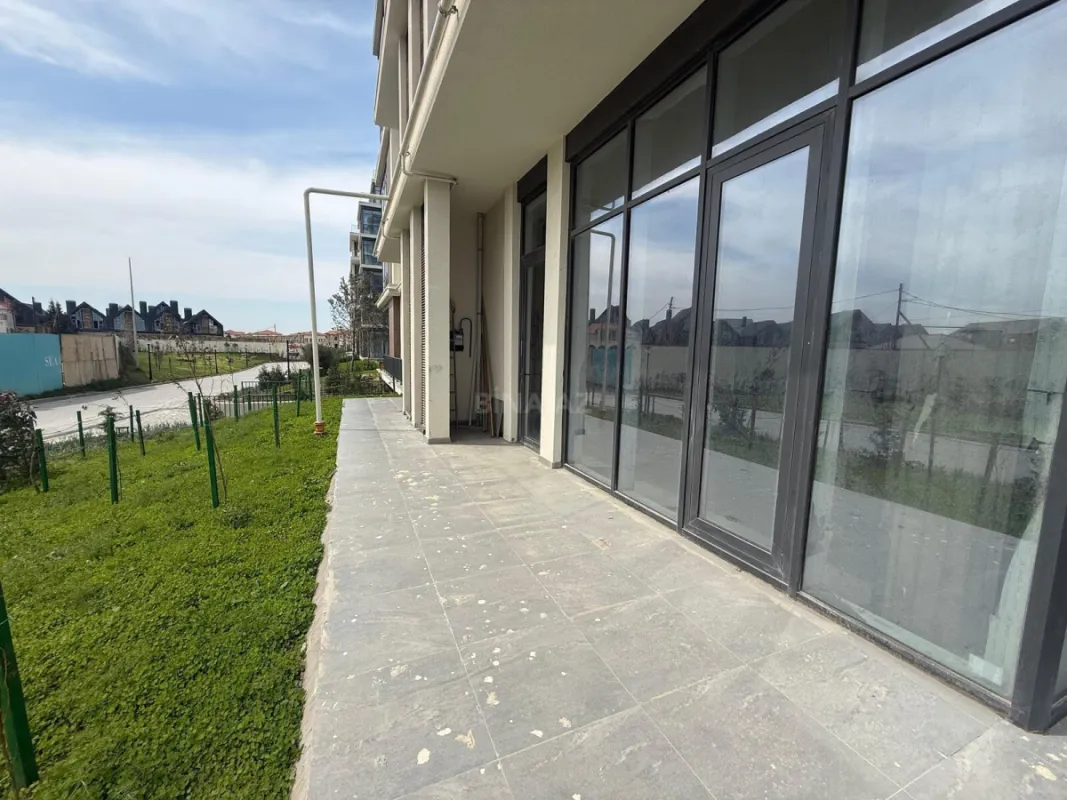Satılır 3 otaqlı mənzil 117 m²
