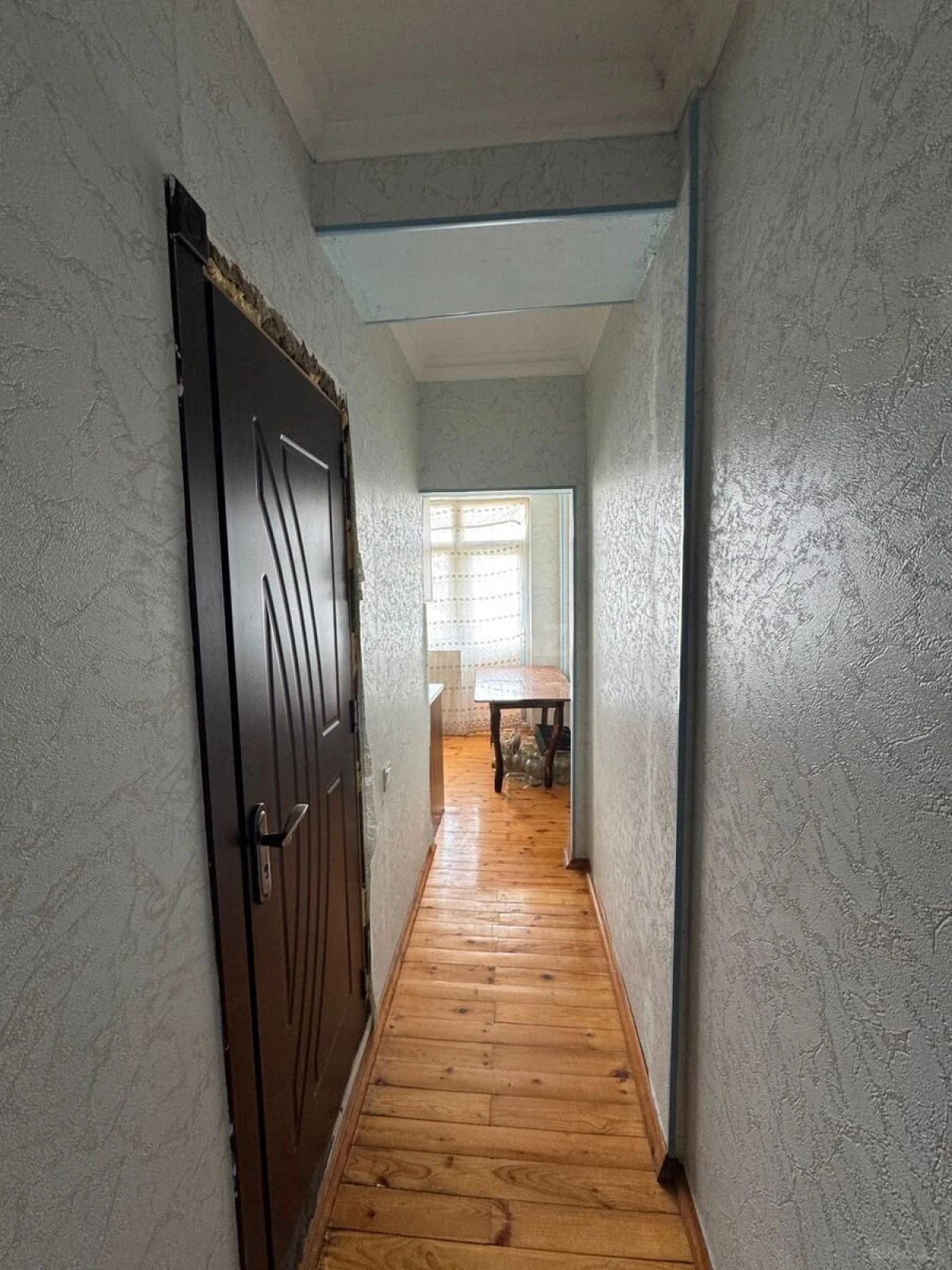 Satılır 2 otaqlı mənzil 73 m²