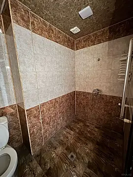 Satılır 2 otaqlı mənzil 73 m²