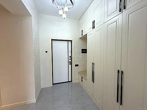 Satılır 2 otaqlı mənzil 63 m²