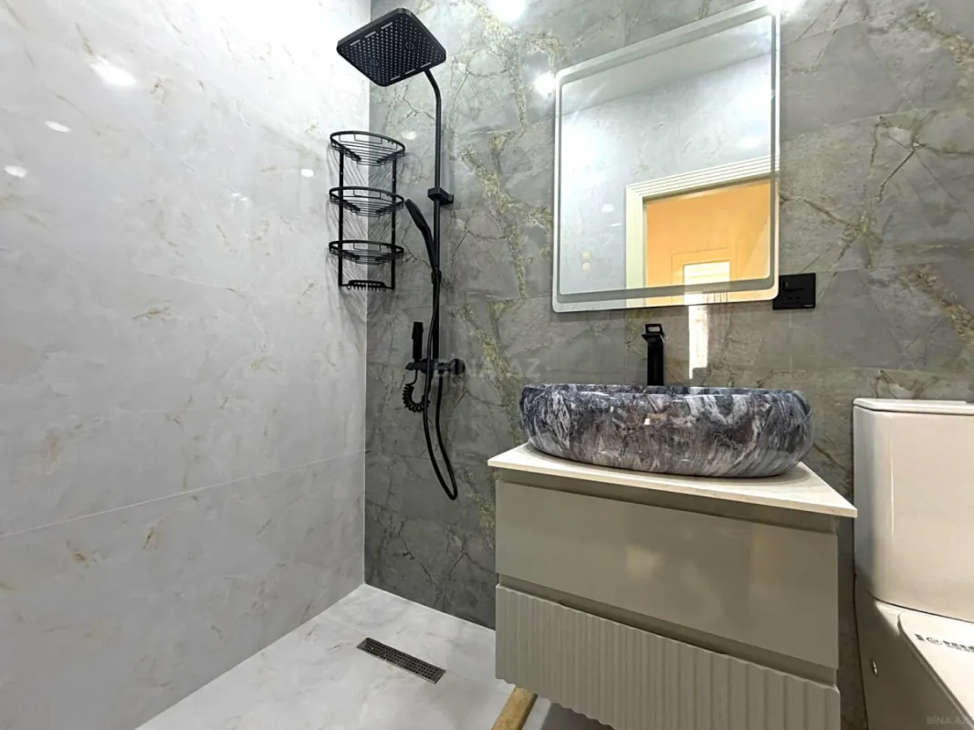 Satılır 2 otaqlı mənzil 63 m²