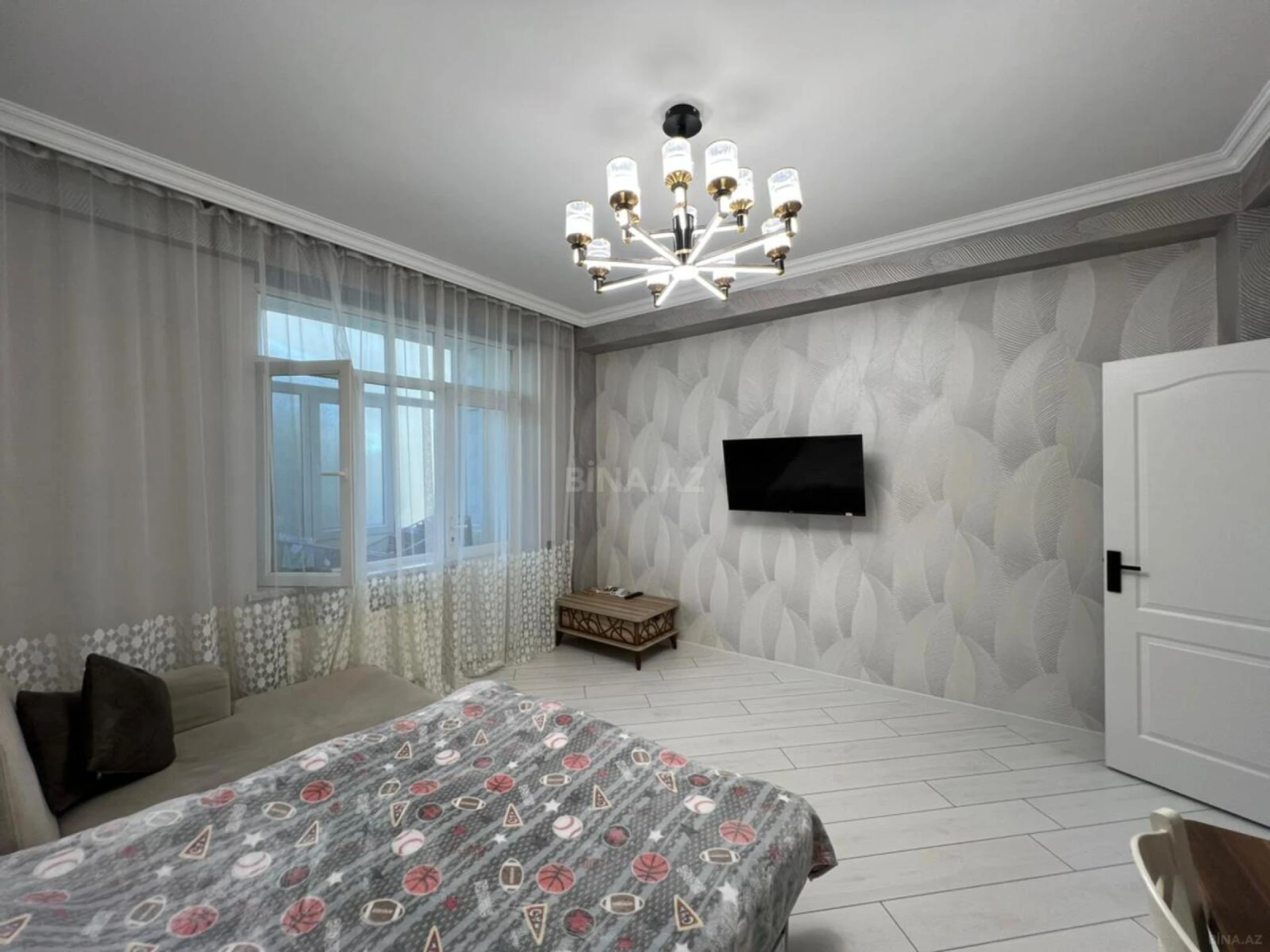 Satılır 2 otaqlı mənzil 62 m²