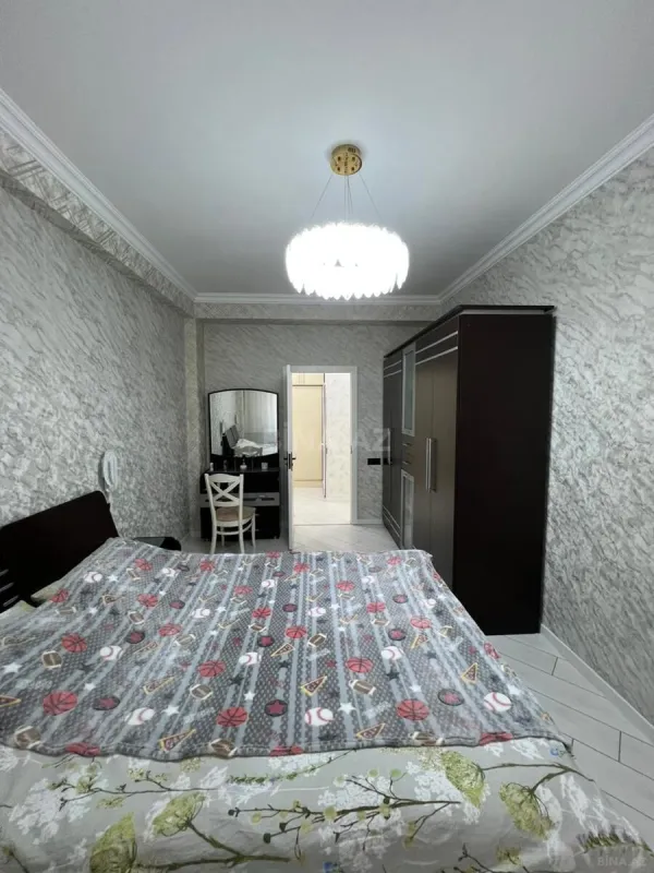 Satılır 2 otaqlı mənzil 62 m²