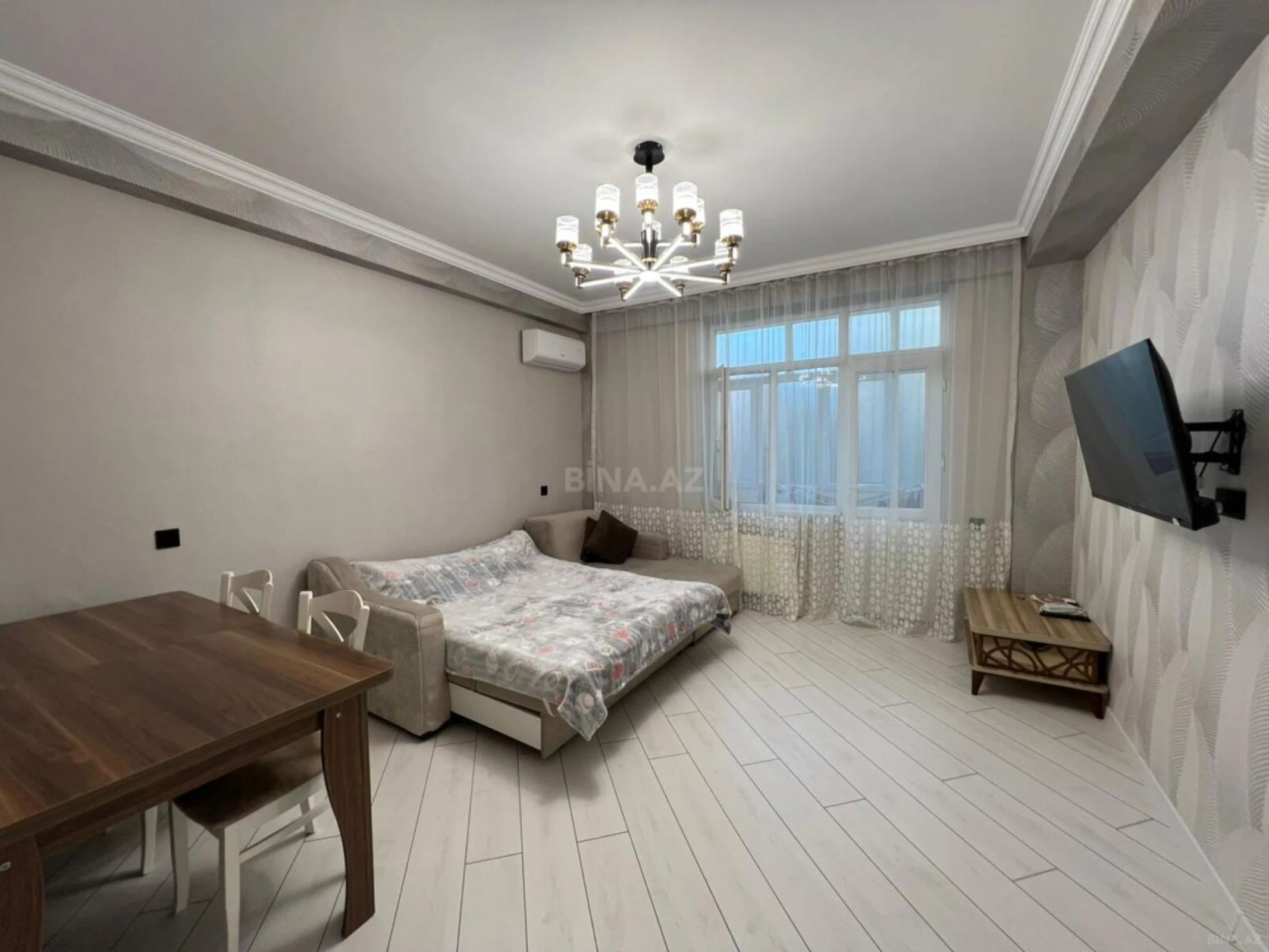 Satılır 2 otaqlı mənzil 62 m²
