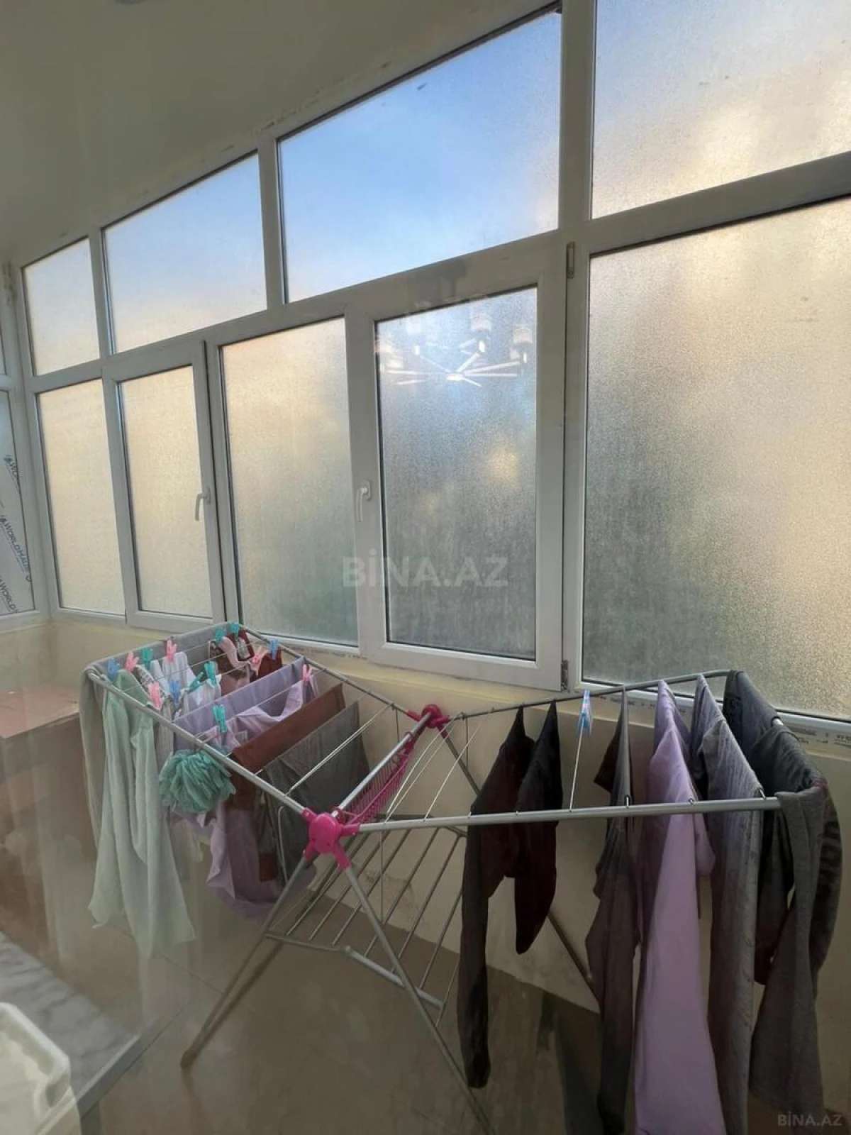 Satılır 2 otaqlı mənzil 62 m²