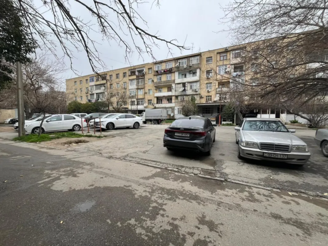 Satılır 3 otaqlı mənzil 75 m²