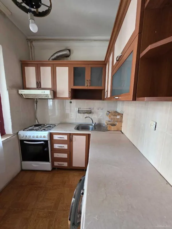 Kirayə verilir 2 otaqlı mənzil 60 m²