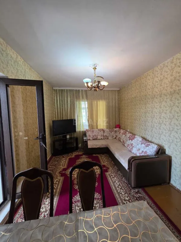 Kirayə verilir 2 otaqlı mənzil 60 m²
