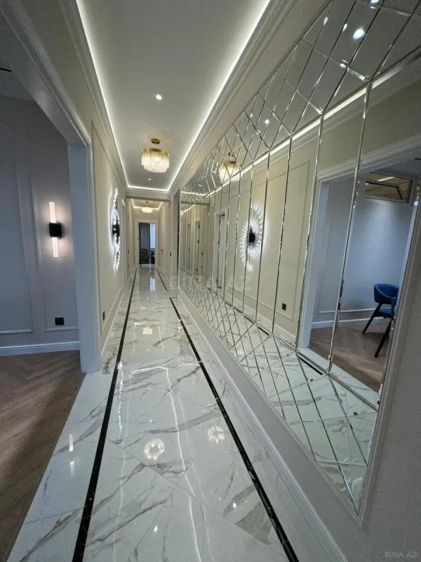 Satılır 4 otaqlı mənzil 170 m²