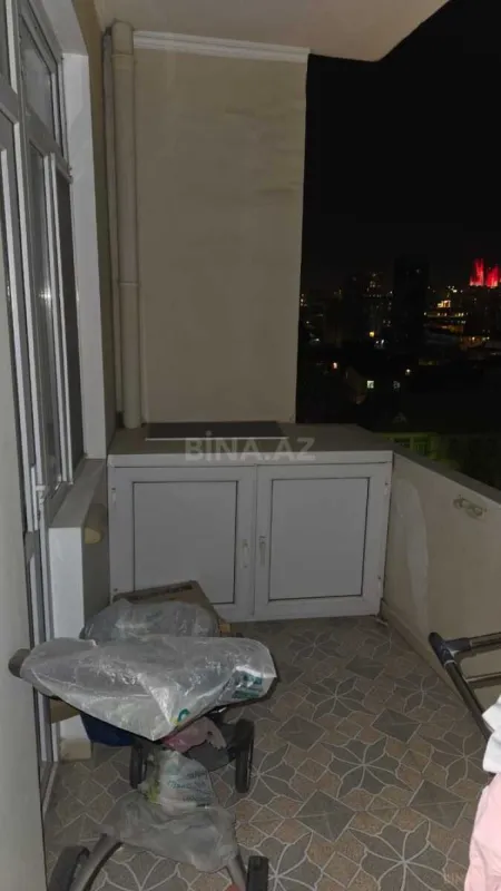 Satılır 2 otaqlı mənzil 90 m²