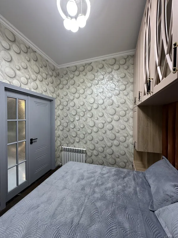 Satılır 3 otaqlı mənzil 107 m²