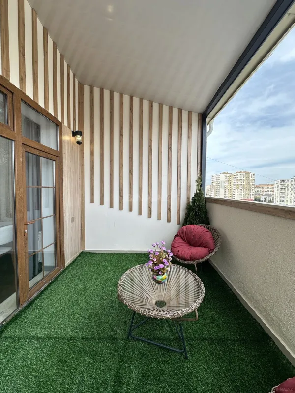 Satılır 3 otaqlı mənzil 107 m²
