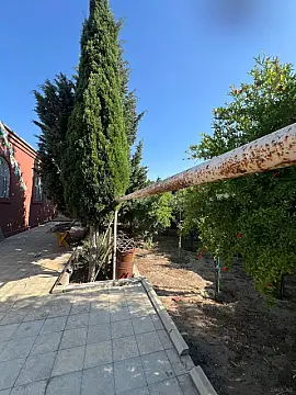 Satılır 5 otaqlı həyət evi 160 m²
