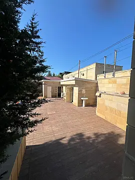 Satılır 5 otaqlı həyət evi 160 m²
