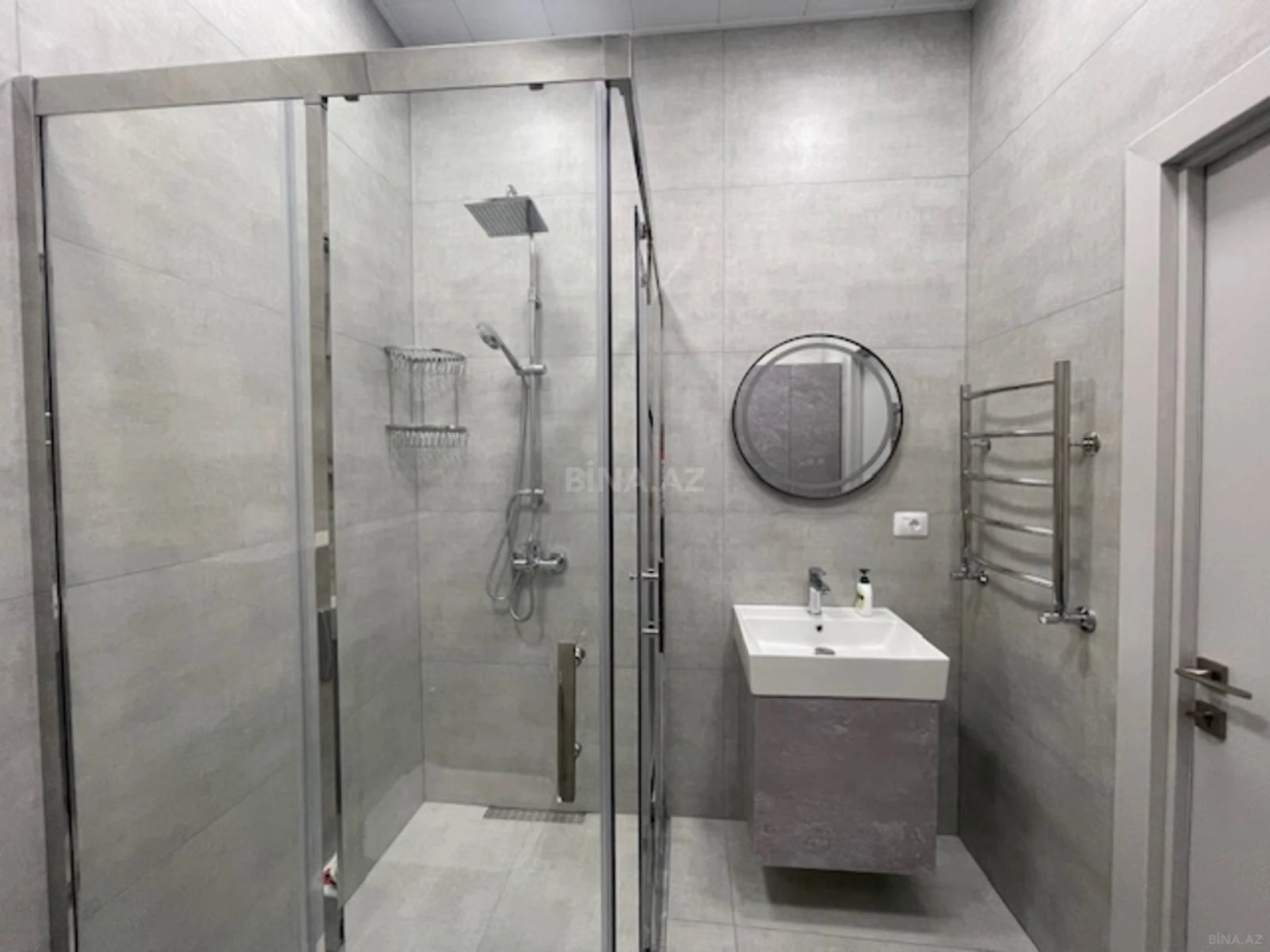 Kirayə verilir 1 otaqlı mənzil 60 m²