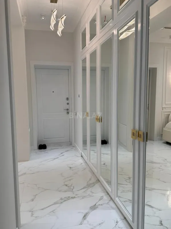 Satılır 3 otaqlı mənzil 86 m²