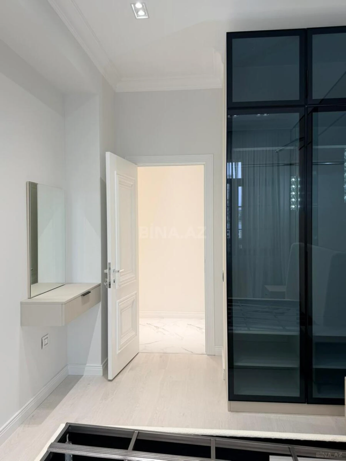 Satılır 3 otaqlı mənzil 86 m²